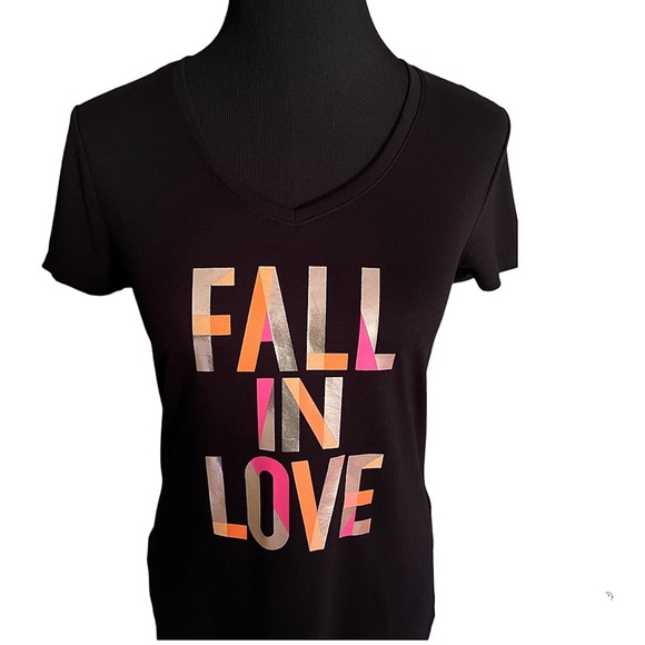 Fall In Love Tee Size XS - Picture 3 of 9
